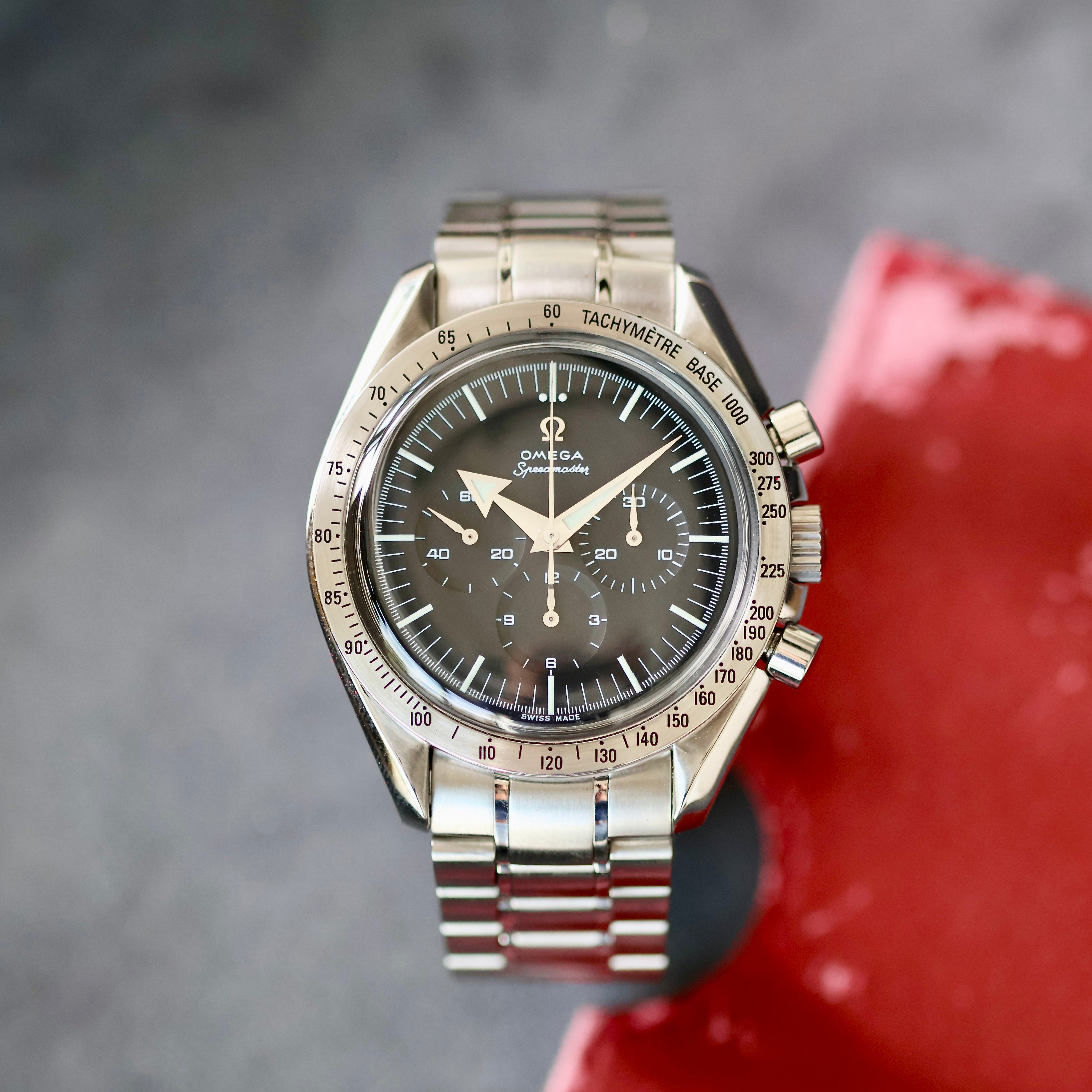 Omega Speedmaster “Broad Arrow”