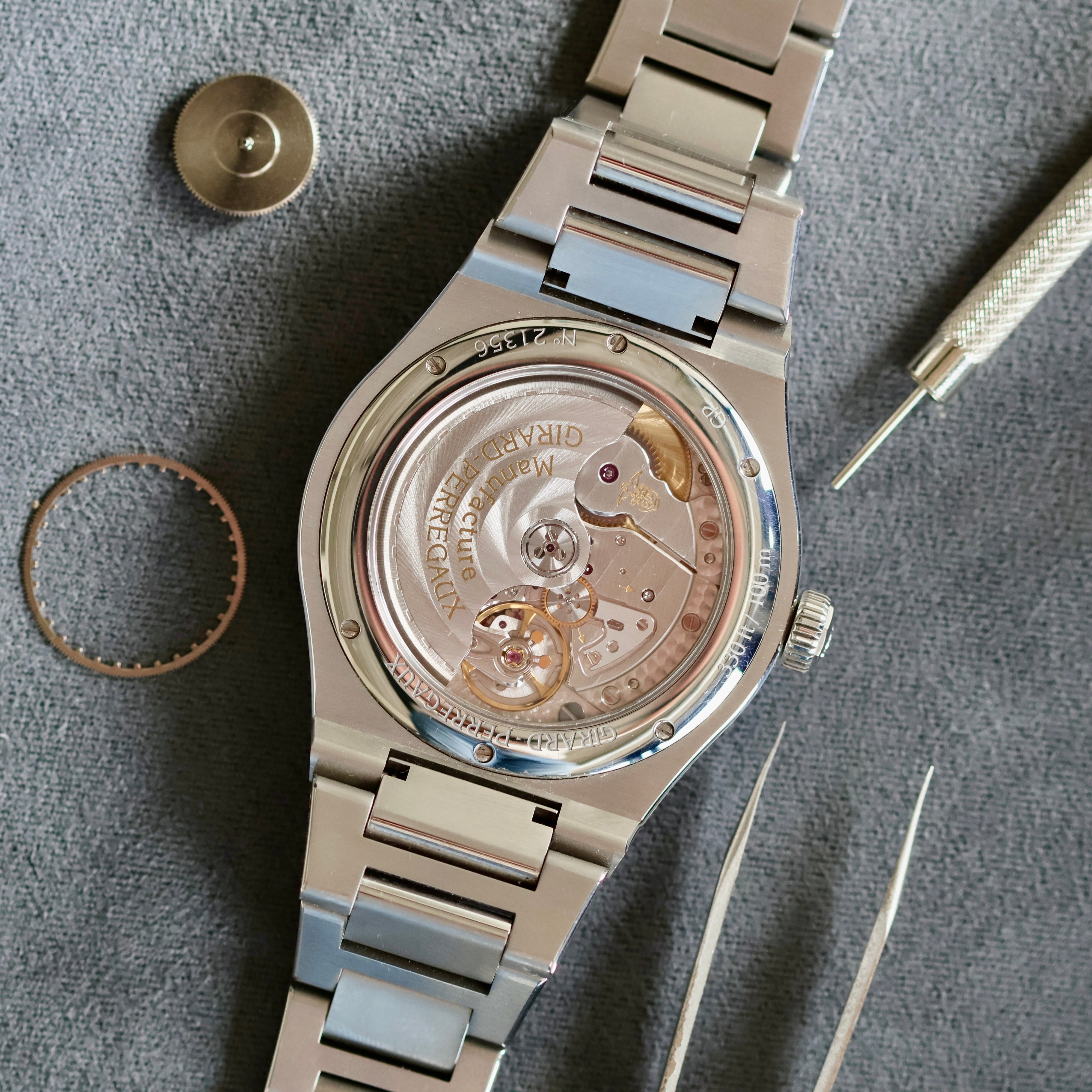 Girard Perregaux Laureato